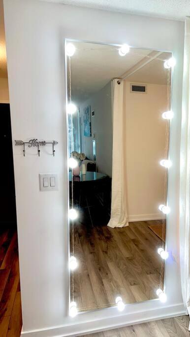 Luxurious Condo In The Center Of Downtown Toronto Esterno foto