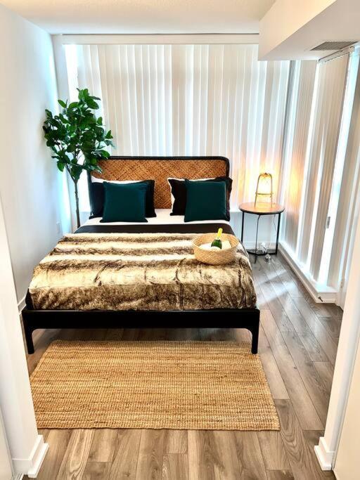 Luxurious Condo In The Center Of Downtown Toronto Esterno foto
